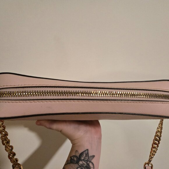 Michael Kors Outlet Light Pink Purse - Picture 9 of 13